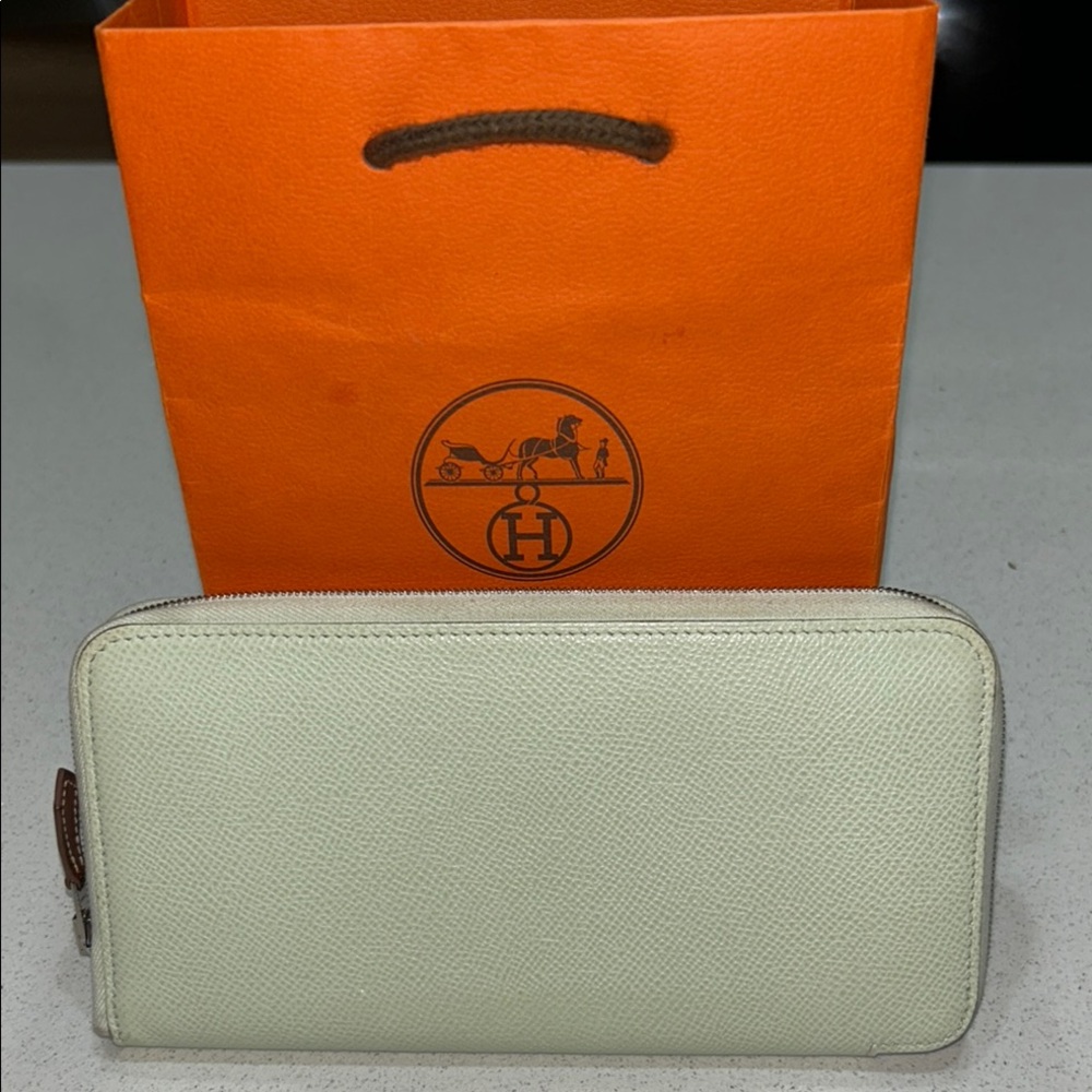 Hermès Silk’In Classique Mint Green Long Leather Zippy Wallet